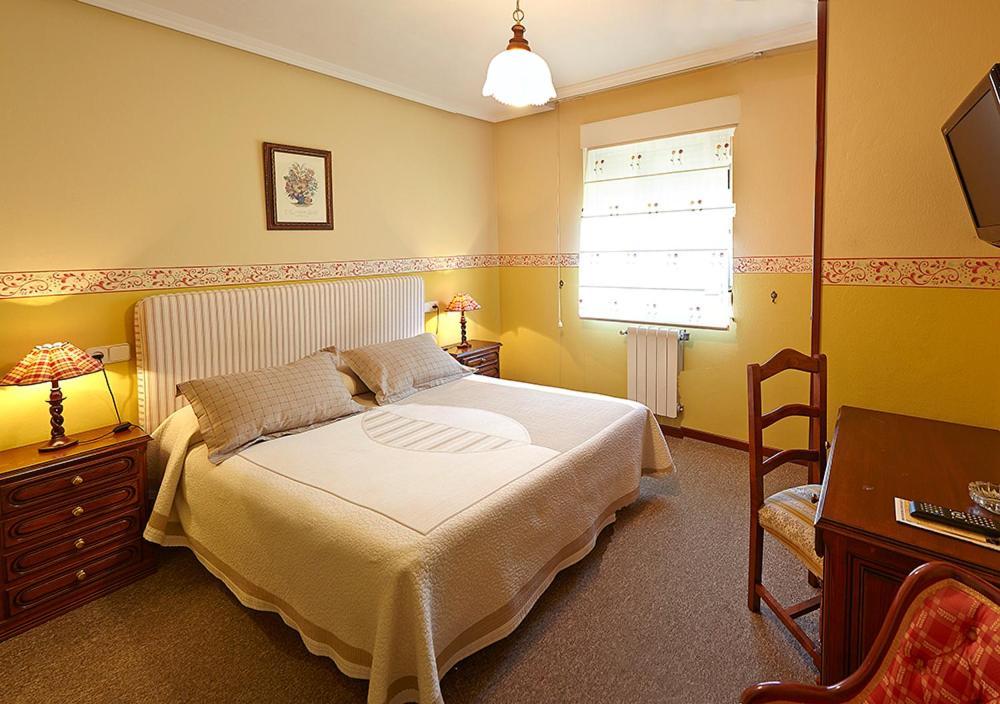 Casa Manoli Luarca Guest House Almuña Eksteriør bilde